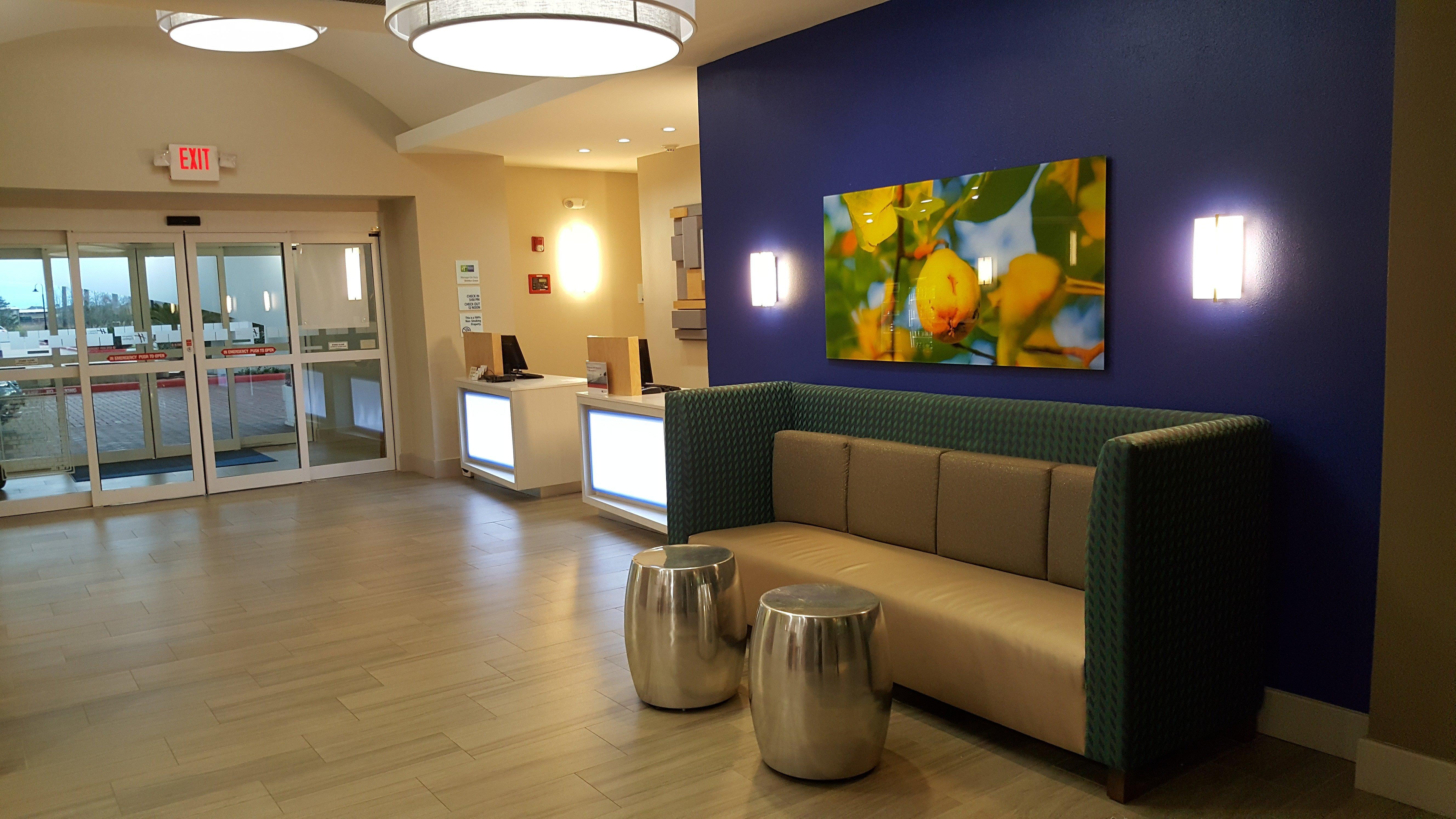 Holiday Inn Express Pearland By Ihg Exterior foto